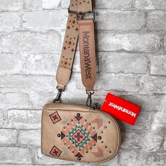 Montana West Crossbody, Sling Bag, Fanny Pack Or Purse with Detachable Strap NEW - Picture 1 of 7